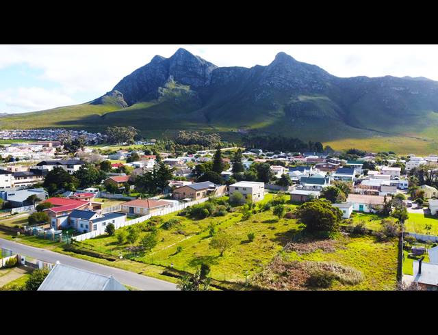 2,954M² VACANT LAND FOR SALE IN KLEINMOND CENTRAL